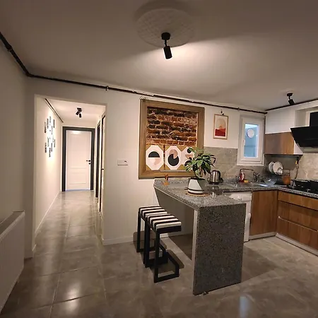 2br 2bath With Balcony Near Nisantasi And Taksim #5 伊斯坦布尔