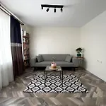 2br 2bath With Balcony Near Nisantasi And Taksim #5 Daire İstanbul